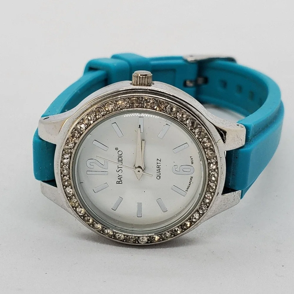 Bay Studio Women's‎ Watch 30MM White Dial Crystal Bezel Teal Bands New Battery